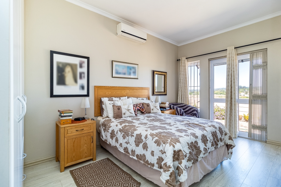 1 Bedroom Property for Sale in Sonstraal Heights Western Cape